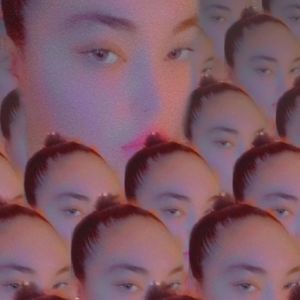 Meet your Posher, Larisa